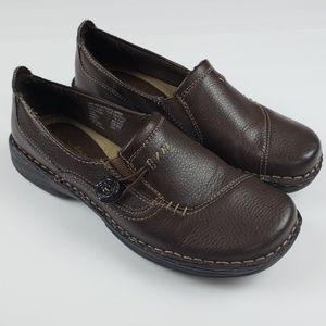 Thom McAn Women's Sherrill Brown Comfort Slip On